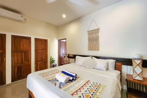 3 bedrooms Villa in Tibubeneng, Badung, Indonesia No. 10715 13