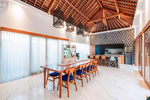 Вилла с 4 спальнями в Canggu, Бадунг, Индонезия № 11032 3