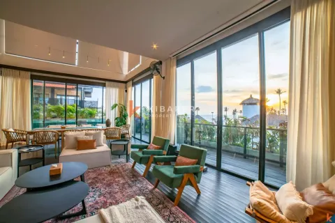 3 bedrooms Villa in Tibubeneng, Badung, Indonesia No. 12510 9