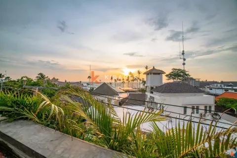 3 bedrooms Villa in Tibubeneng, Badung, Indonesia No. 12510 17