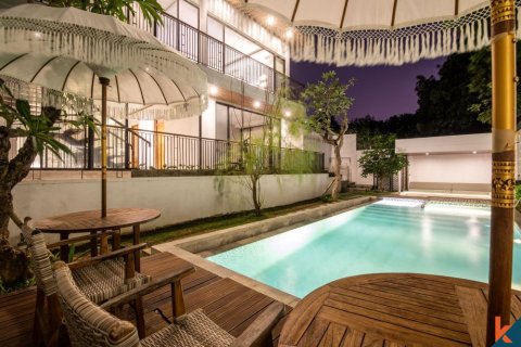 6 bedrooms Villa in Jimbaran, Badung, Indonesia No. 11170 1