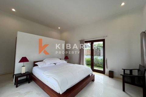 4 bedrooms Villa in Mengwi, Badung, Indonesia No. 12879 28