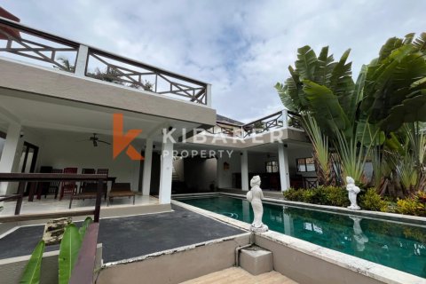4 bedrooms Villa in Mengwi, Badung, Indonesia No. 12879 4