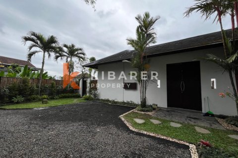 4 bedrooms Villa in Mengwi, Badung, Indonesia No. 12879 5