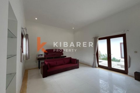 4 bedrooms Villa in Mengwi, Badung, Indonesia No. 12879 11