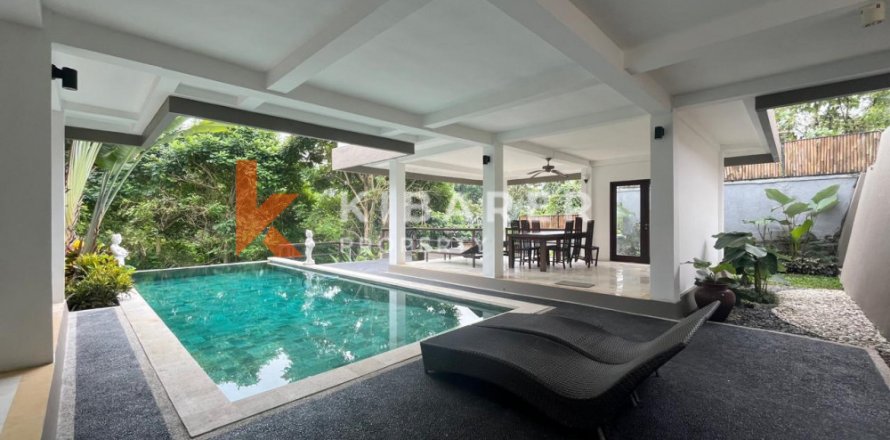 4 bedrooms Villa in Mengwi, Badung, Indonesia No. 12879