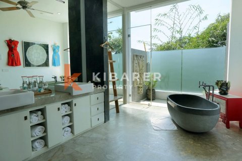 Вилла с 5 спальнями в Canggu, Бадунг, Индонезия № 12882 10