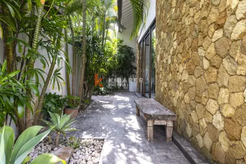 3 bedrooms Villa in Badung, Indonesia No. 12881 7