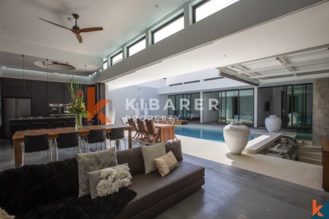 3 bedrooms Villa in Seminyak, Badung, Indonesia No. 12878 6
