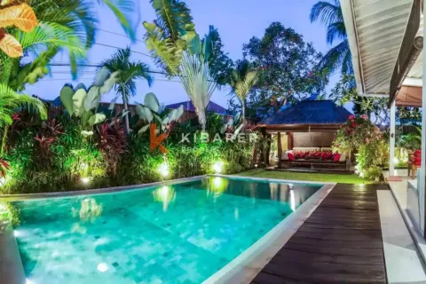 2 bedrooms Villa in Seminyak, Badung, Indonesia No. 11825 23