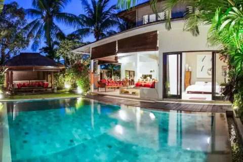 2 bedrooms Villa in Seminyak, Badung, Indonesia No. 11825 7