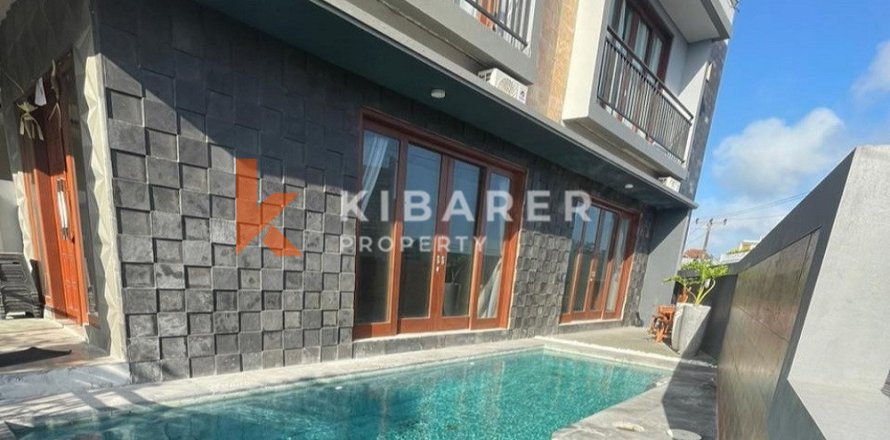 3 bedrooms Villa in Ungasan, Badung, Indonesia No. 12115
