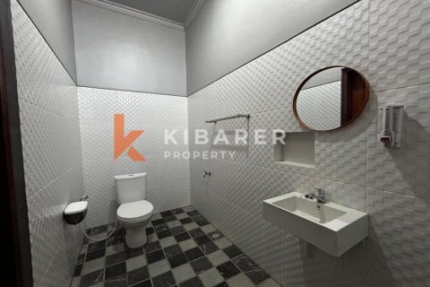 3 bedrooms Villa in Ungasan, Badung, Indonesia No. 12115 10