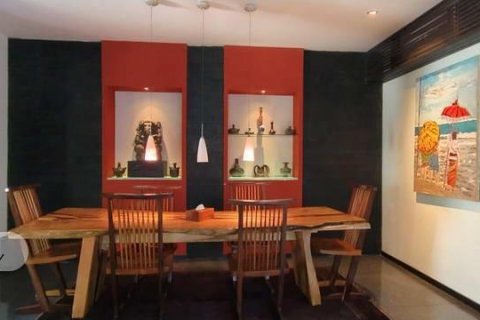 4 bedrooms Villa in Jimbaran, Badung,  No. 9187 7