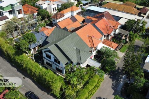 4 bedrooms Villa in Jimbaran, Badung,  No. 9187 1