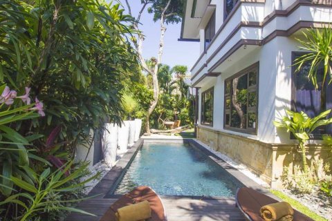 4 bedrooms Villa in Jimbaran, Badung,  No. 9187 24