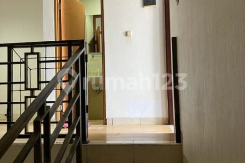 3 bedrooms House in Tangerang,  No. 9173 11
