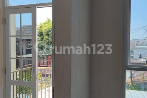 3 bedrooms House in Tangerang,  No. 9173 19