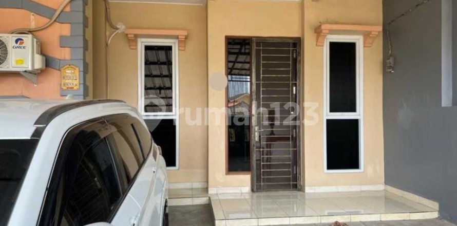 3 bedrooms House in Tangerang,  No. 9173