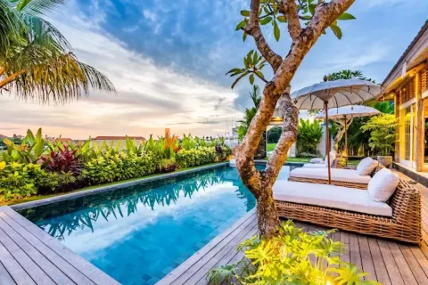 4 bedrooms Villa in Badung, Indonesia No. 12651 2