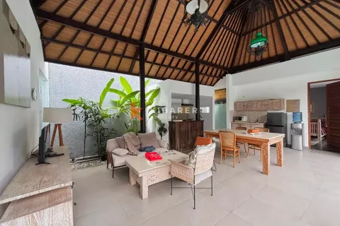 2 bedrooms Villa in Tibubeneng, Badung, Indonesia No. 12649 2
