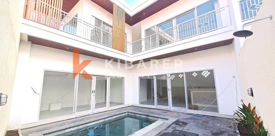 3 bedrooms Villa in Canggu, Badung, Indonesia No. 12913