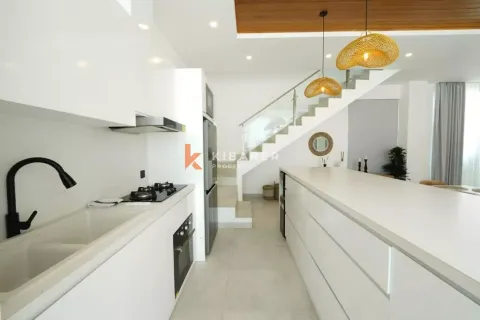 4 bedrooms Villa in Canggu, Badung, Indonesia No. 12915 6