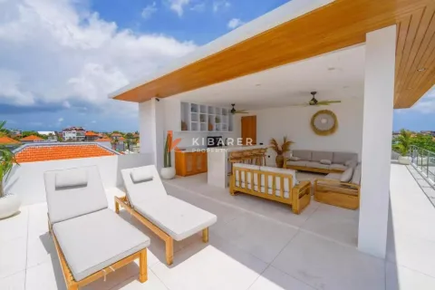 4 bedrooms Villa in Canggu, Badung, Indonesia No. 12915 7