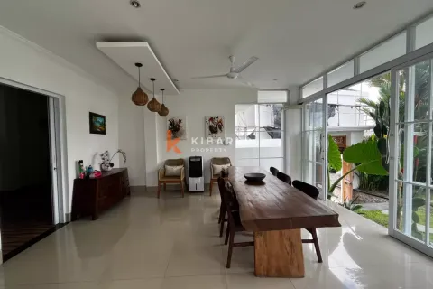 2 bedrooms Villa in Canggu, Badung, Indonesia No. 12716 30