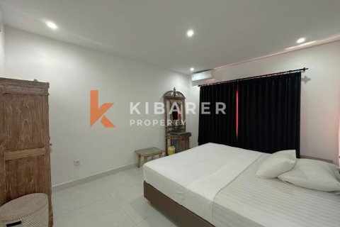 5 bedrooms Villa in Seminyak, Badung, Indonesia No. 12713 7