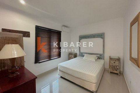 5 bedrooms Villa in Seminyak, Badung, Indonesia No. 12713 18