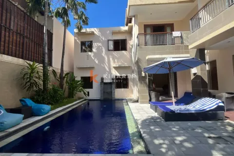 3 bedrooms Villa in Seminyak, Badung, Indonesia No. 11939