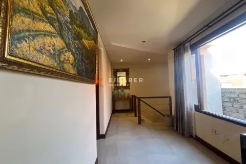 3 bedrooms Villa in Seminyak, Badung, Indonesia No. 11939 13
