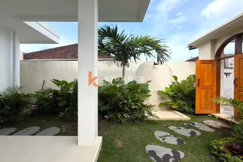 3 bedrooms Villa in Canggu, Badung, Indonesia No. 11935 17