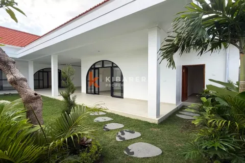 3 bedrooms Villa in Canggu, Badung, Indonesia No. 11935 3