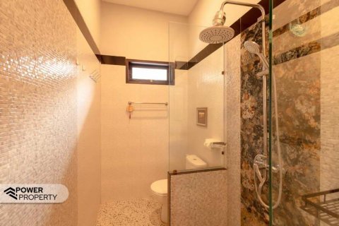 3 bedrooms Villa in Kerobokan, Badung, Indonesia No. 9481 8