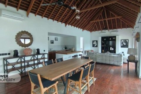 3 bedrooms Villa in Tampaksiring, Gianyar,  No. 9482 5