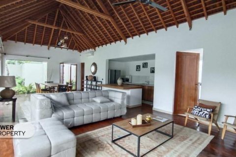 3 bedrooms Villa in Tampaksiring, Gianyar,  No. 9482 8