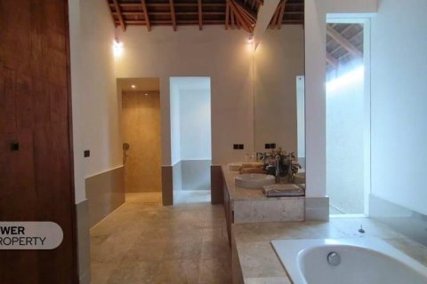 3 bedrooms Villa in Tampaksiring, Gianyar,  No. 9482 3