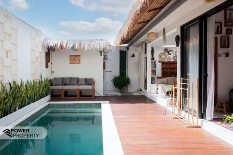 2 bedrooms Villa in Seminyak, Badung,  No. 9477 6