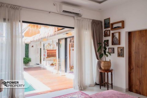 2 bedrooms Villa in Seminyak, Badung,  No. 9477 4