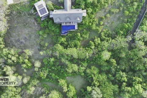 Земельный участок 1700м2 в Nusa Dua, Бадунг,  № 9165 24