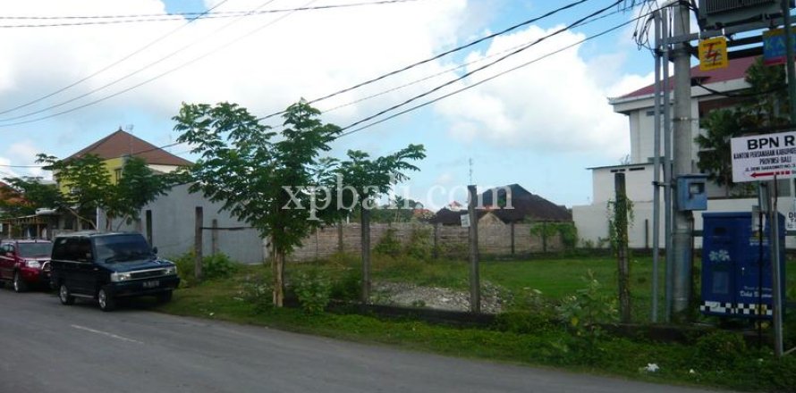 1100m2 Land in Seminyak, Badung,  No. 9166