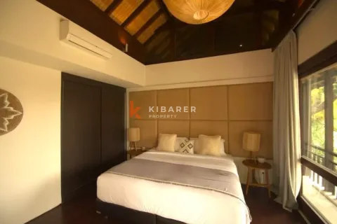 5 bedrooms Villa in Seminyak, Badung, Indonesia No. 12939 7