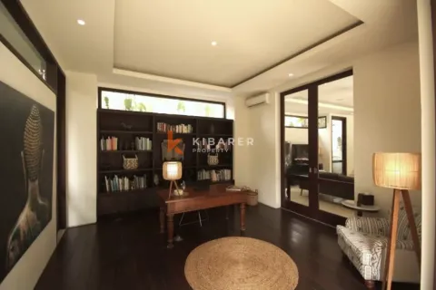 5 bedrooms Villa in Seminyak, Badung, Indonesia No. 12939 12