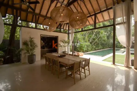 5 bedrooms Villa in Seminyak, Badung, Indonesia No. 12939 27
