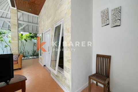 2 bedrooms Villa in Kerobokan, Badung, Indonesia No. 12942 10