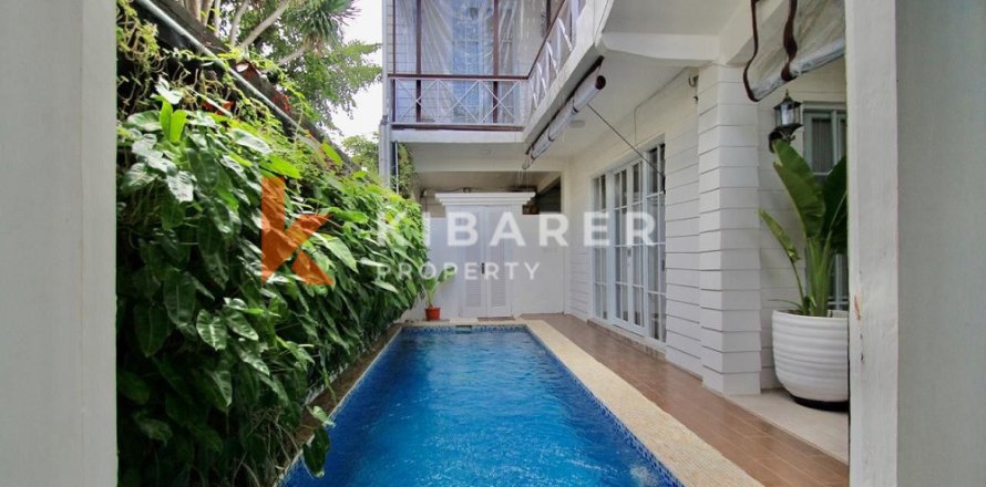 3 bedrooms Villa in Tibubeneng, Badung, Indonesia No. 11716