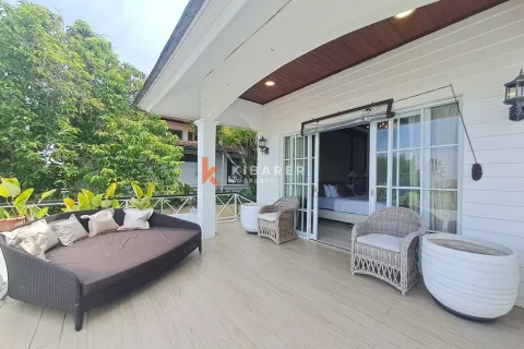 3 bedrooms Villa in Tibubeneng, Badung, Indonesia No. 11716 11
