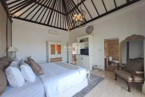 3 bedrooms Villa in Tibubeneng, Badung, Indonesia No. 11716 8